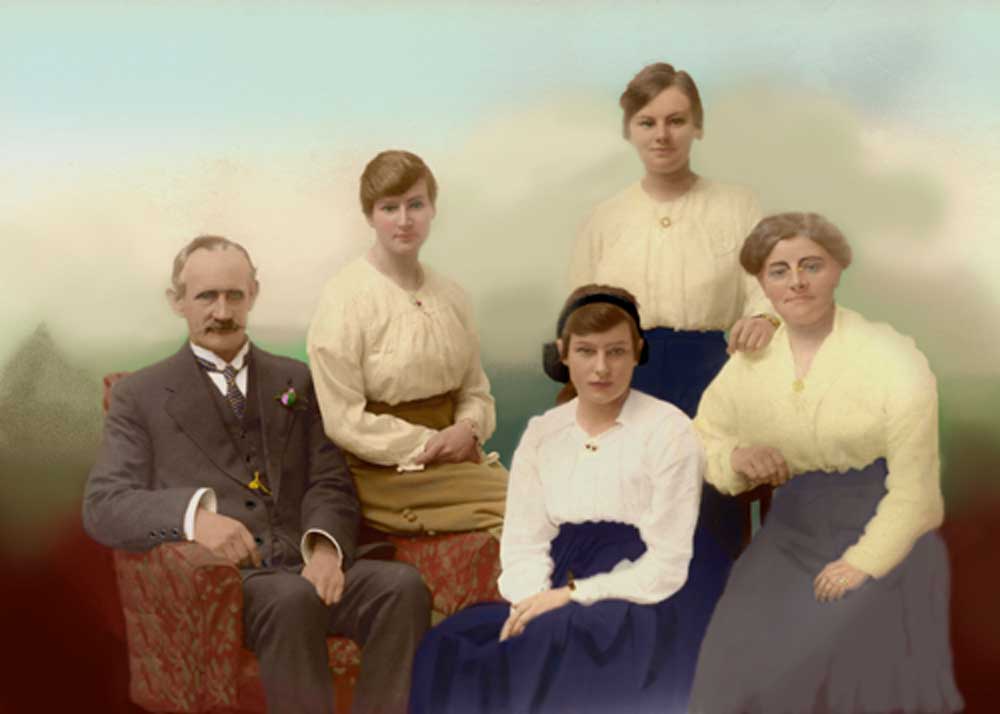 1920 Coloured